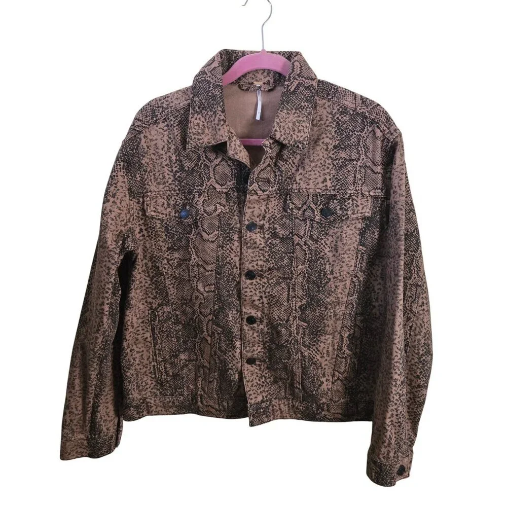 Free People Snake Print Trucker Jacket Button Closure Pockets Size S - Picture 2 of 13
